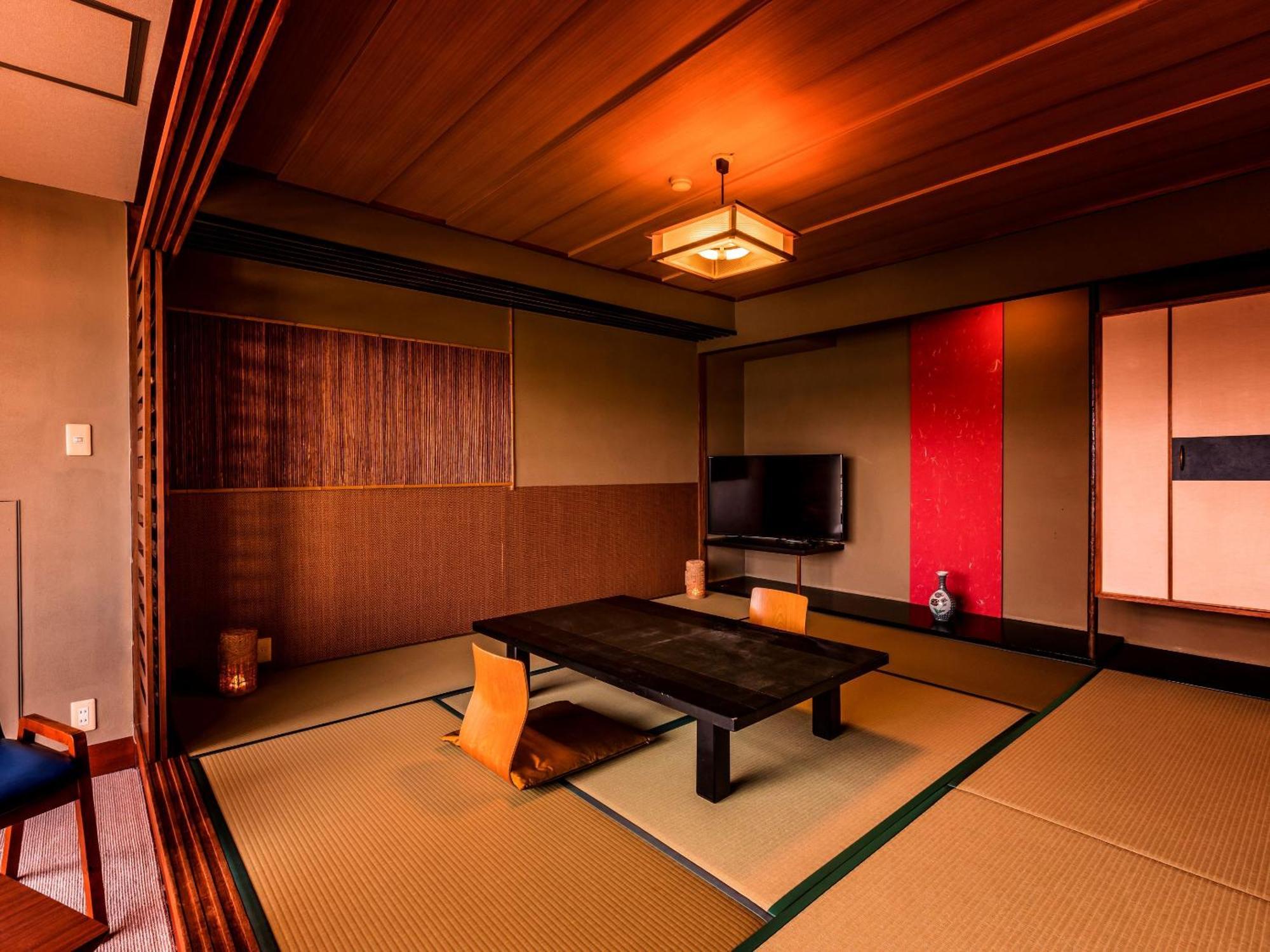 Ooedo Onsen Monogatari Premium Saichoraku 3* Shirahama